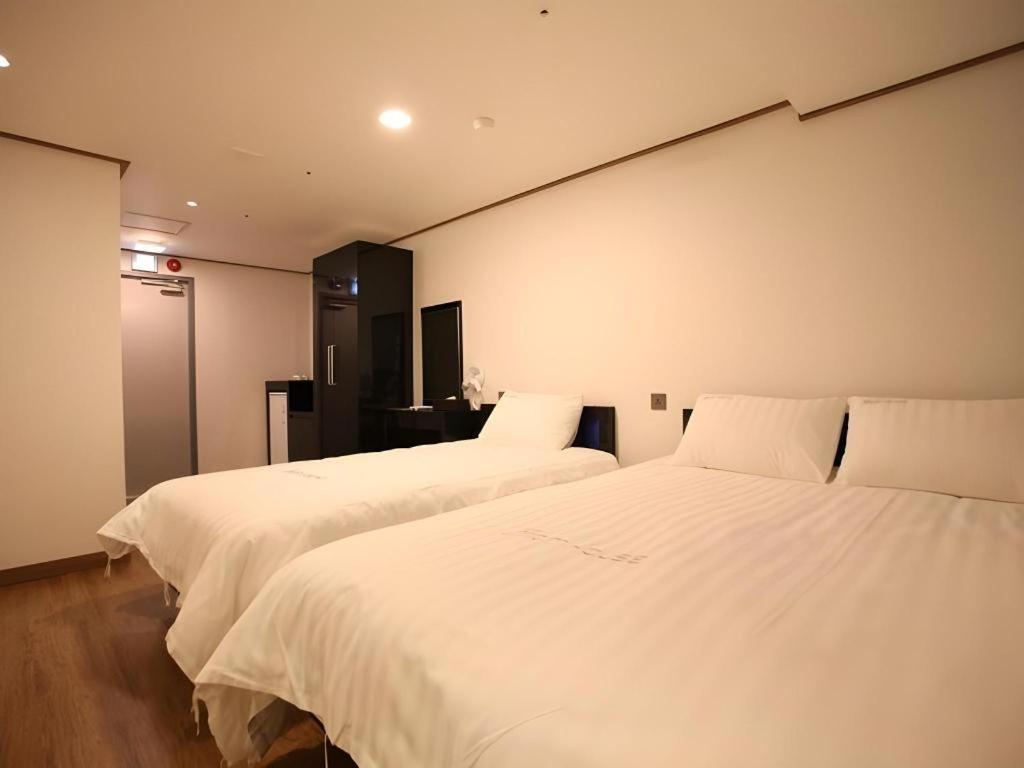 Hotel Myeongdong Mom House à Séoul Extérieur photo