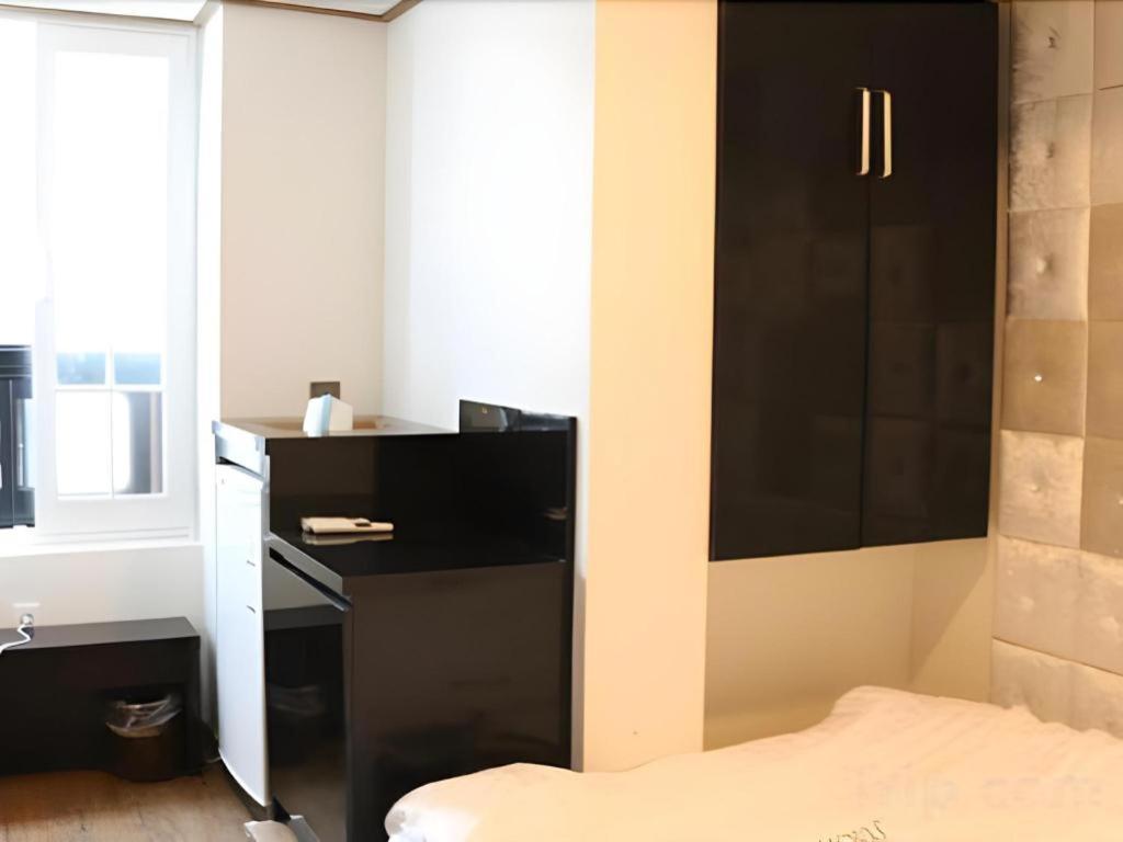 Hotel Myeongdong Mom House à Séoul Extérieur photo