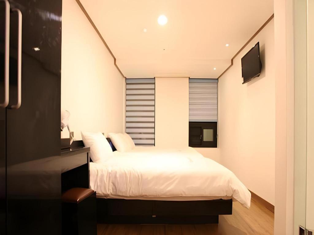 Hotel Myeongdong Mom House à Séoul Extérieur photo