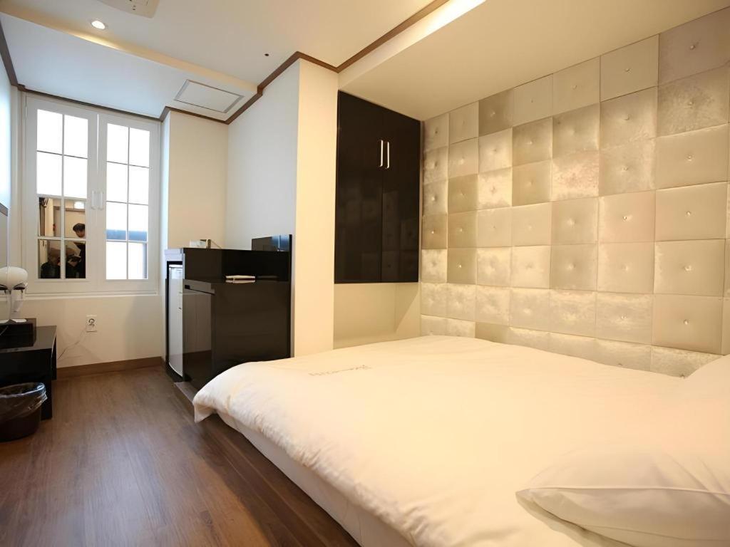 Hotel Myeongdong Mom House à Séoul Extérieur photo