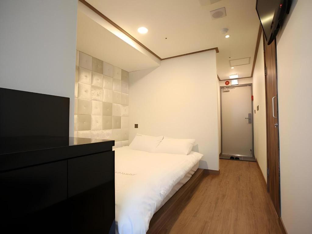 Hotel Myeongdong Mom House à Séoul Extérieur photo